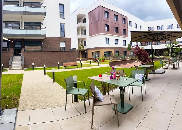 Les Boreales - & Restaurant Aparthotel Rouen